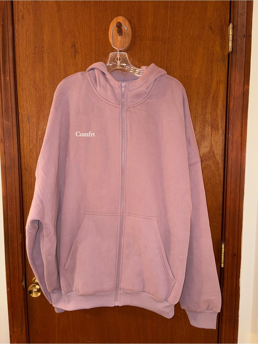 Oversized Women’s Comfrt purple zip up hoodie